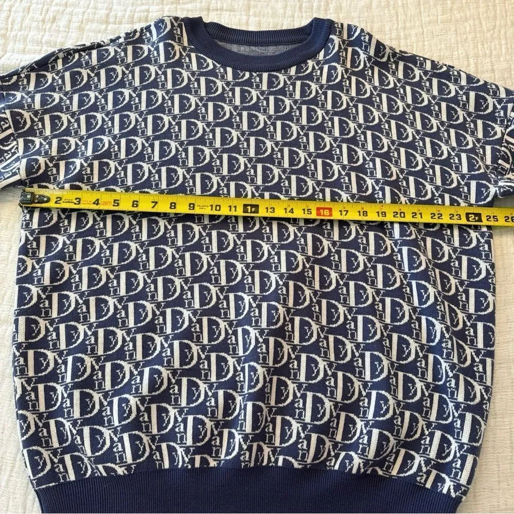 Vandy The Pink AOP Blue Sweater Mens Large